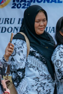 SCARINA ANITA, S.Pd. 